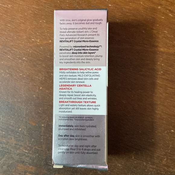 L'Oreal Paris Revitalift with Salicylic Acid for Clear Skin 22 ml - Picture 3 of 4